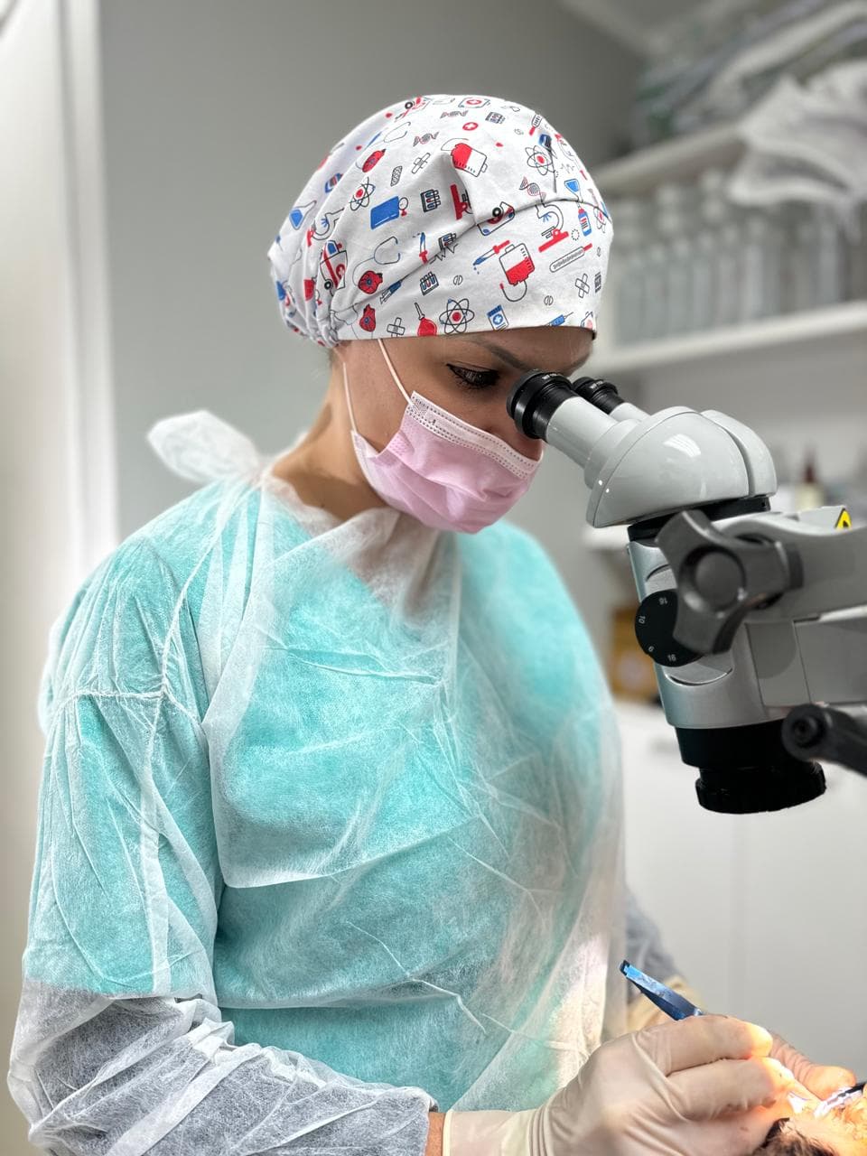 ophthalmic-surgery-microscope